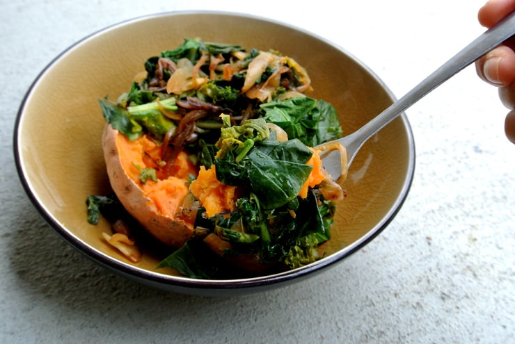 Baked sweet potato with greens