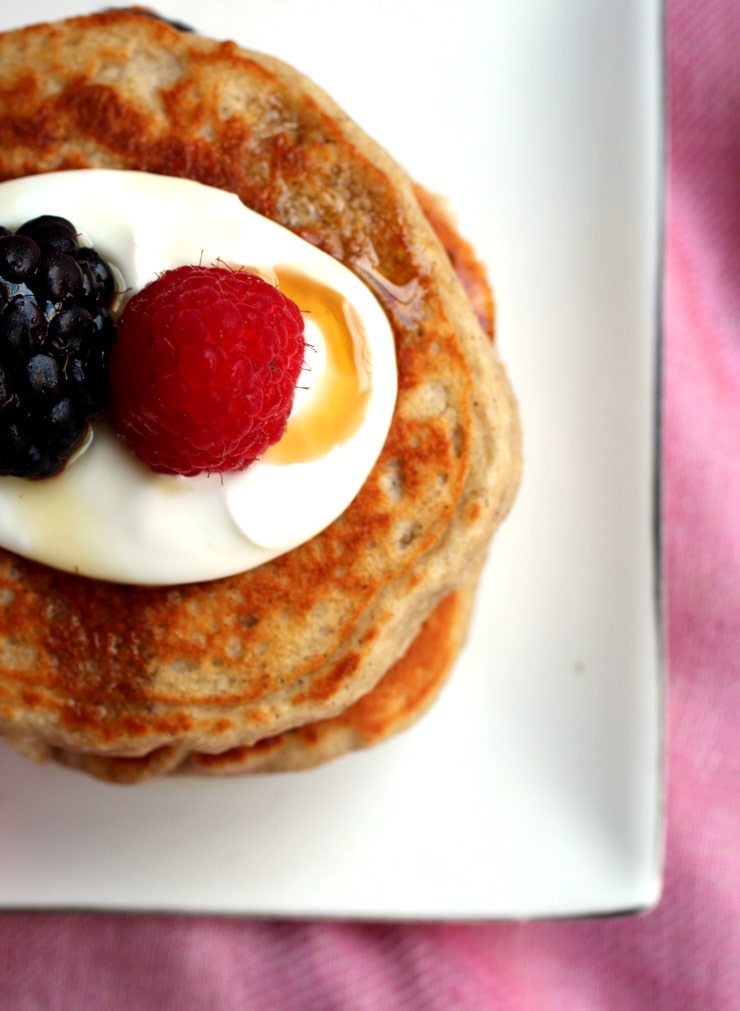 Oat and Yogurt Pancakes