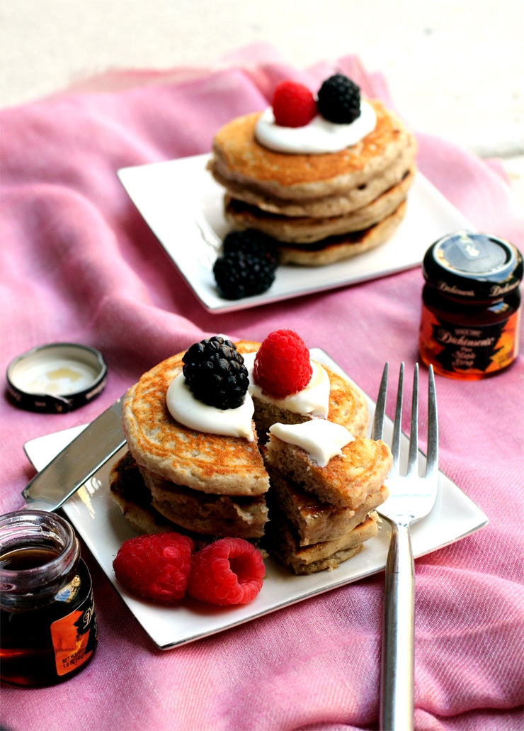 Oat and Yogurt Pancakes