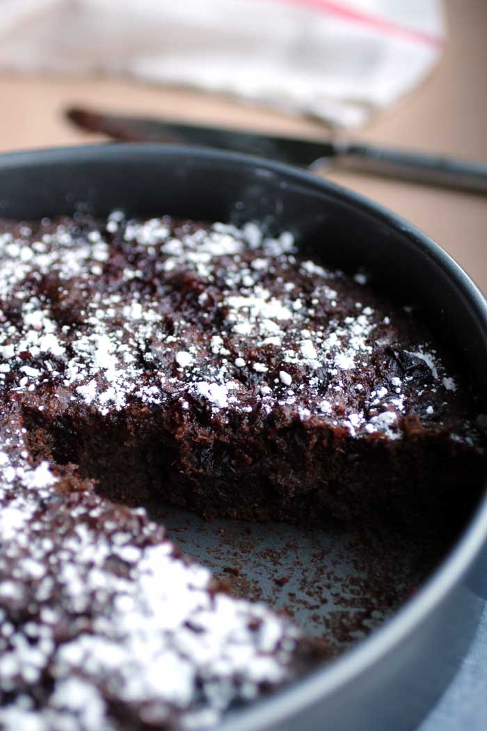 Leftover Cranberry Sauce Chocolate Breakfast Cake (vegan) // The Pancake Princess