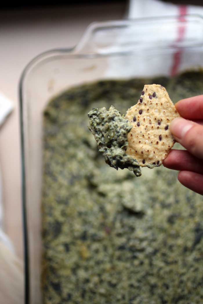 Vegan Spinach & Artichoke Dip // The Pancake Princess