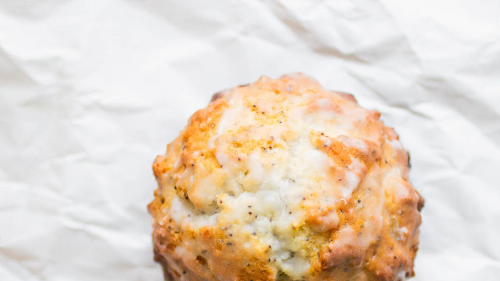 lemon poppy seed muffin